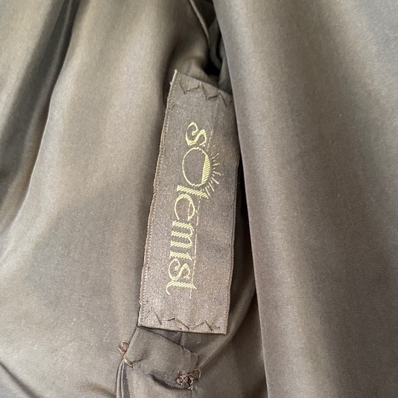 Luxurious Mink Fur Coat - Picture 2 of 8